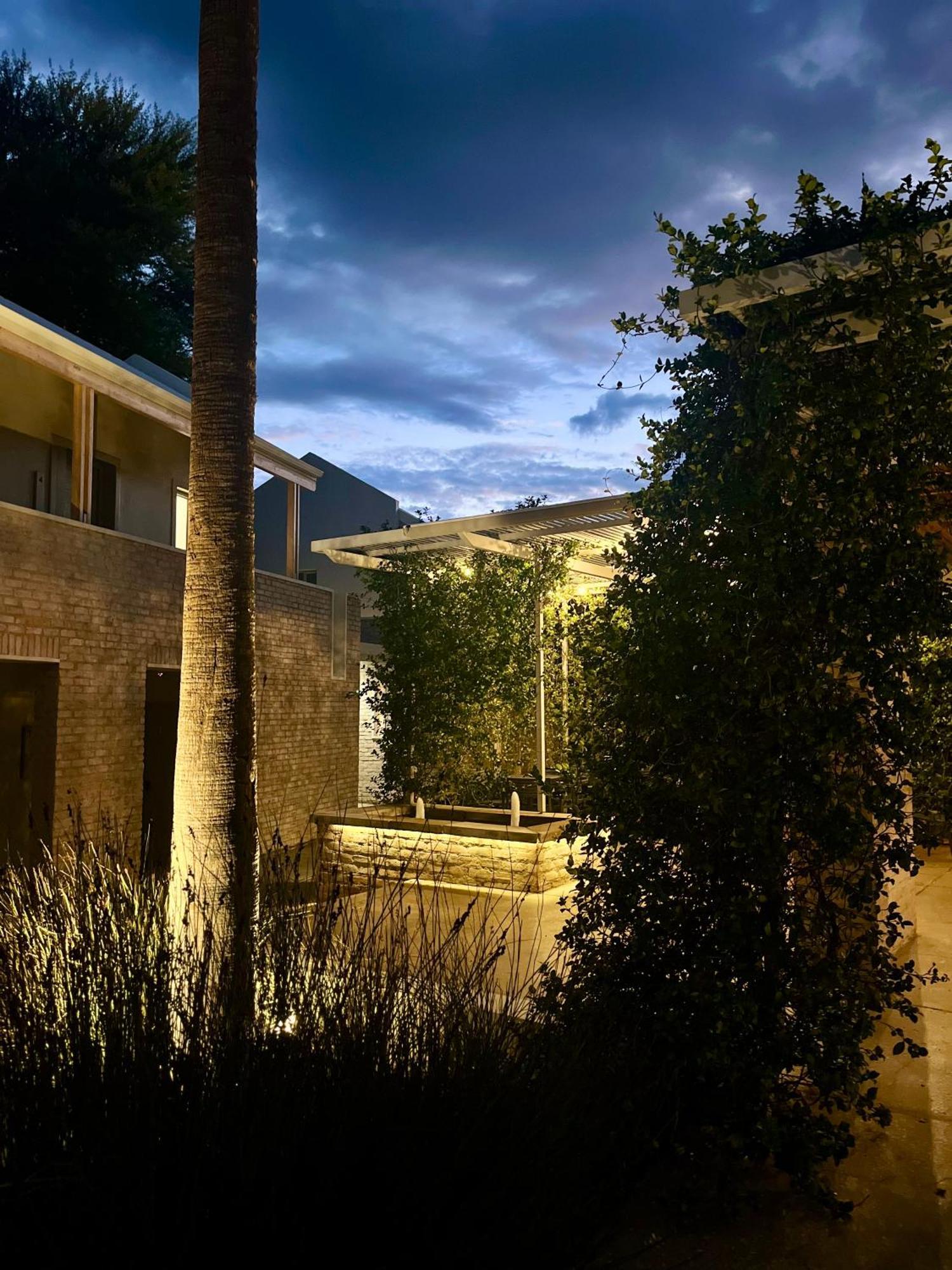 The Windhoek Luxury Suites Luaran gambar