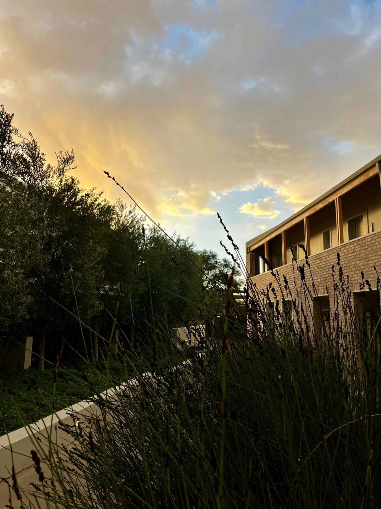 The Windhoek Luxury Suites Luaran gambar