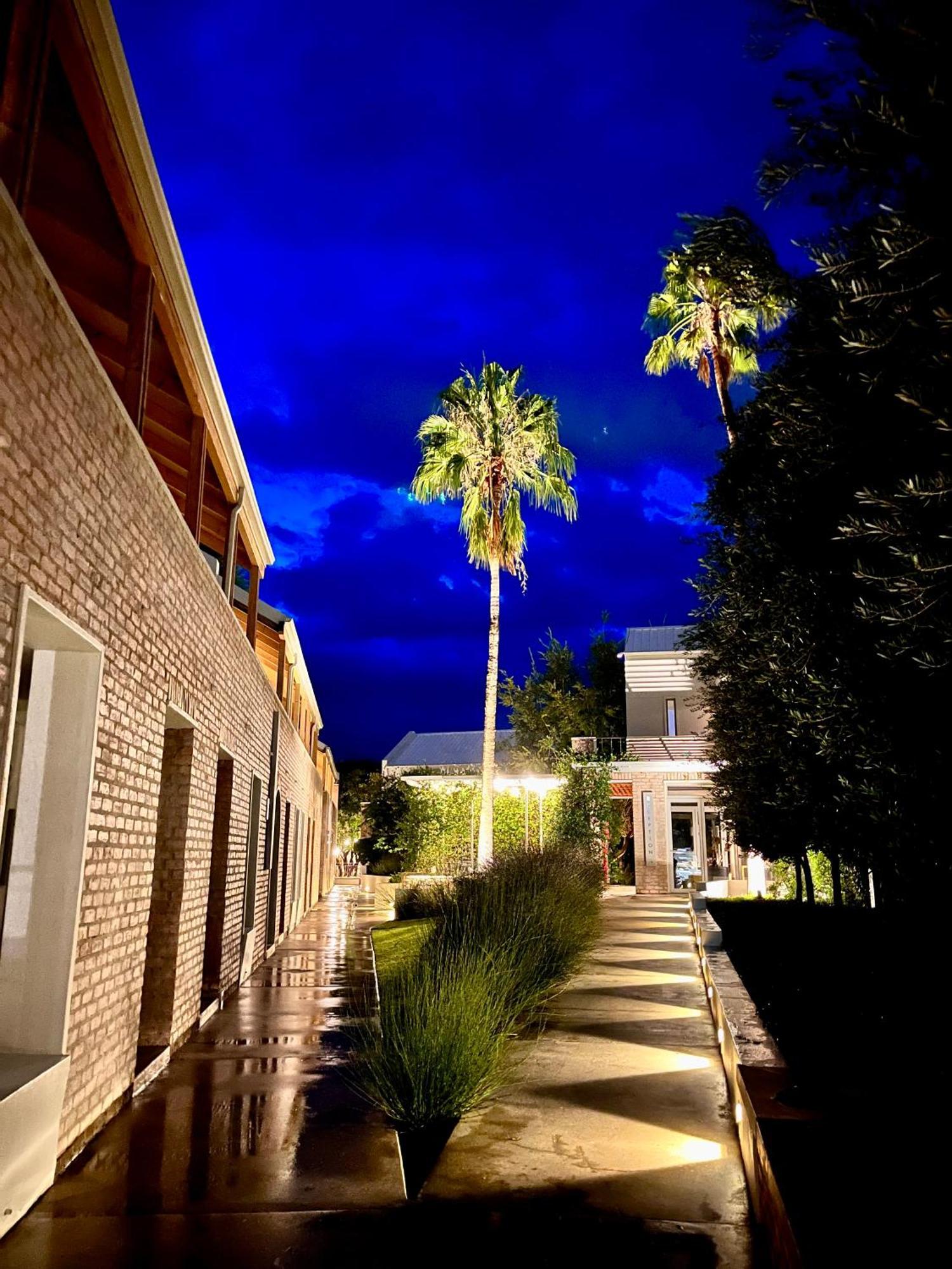 The Windhoek Luxury Suites Luaran gambar